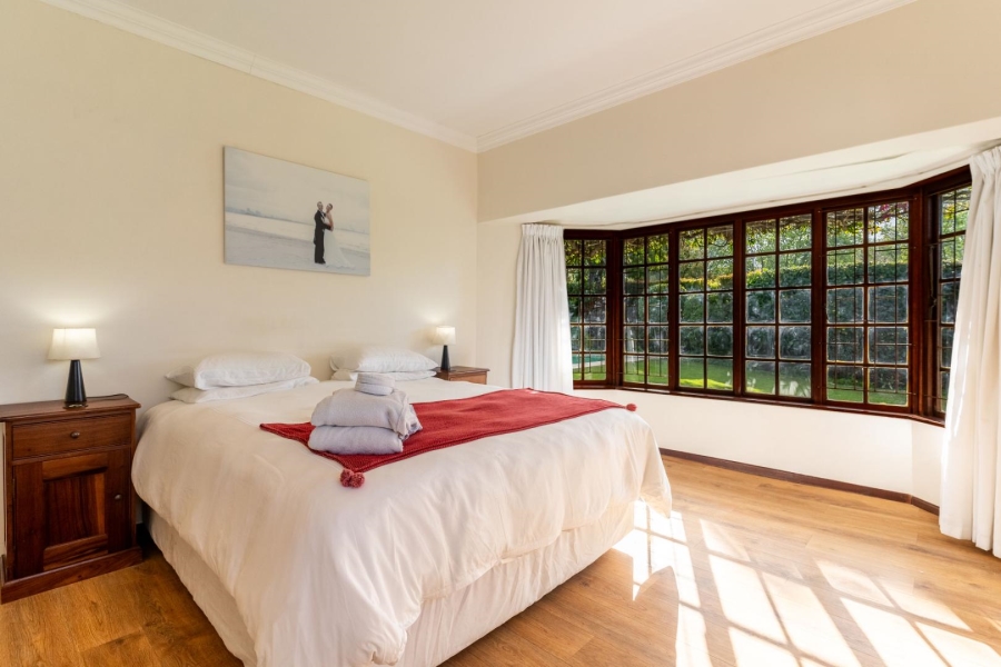 4 Bedroom Property for Sale in Constantia Western Cape